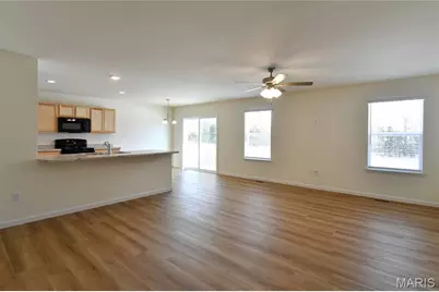 537 Apple Orchard Lane Lane, Wentzville, MO 63385 - Photo 4