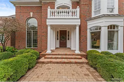 41 Manderleigh Estates Court, Frontenac, MO 63131 - Photo 2