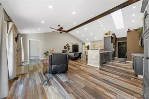 107 Twelve Oaks Dr, Saint Peters, MO 63376 - Photo 10