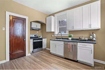 7429 Warner Avenue, Saint Louis, MO 63117 - Photo 10