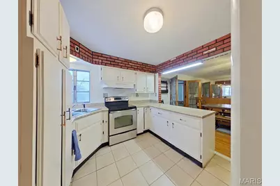 220 Habecking Drive, Saint Louis, MO 63137 - Photo 8