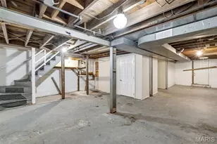 9017 Tudor Ave, Overland, MO 63114 - Photo 20