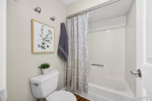 13176 Royal Pines Dr, Maryland Heights, MO 63146 - Photo 24