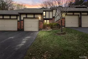 13176 Royal Pines Dr, Maryland Heights, MO 63146 - Photo 4