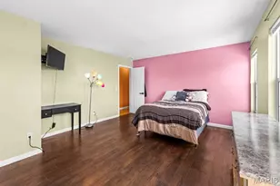 2843 Chapel View Dr, Florissant, MO 63031 - Photo 16