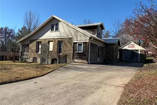 1138 Woodland Dr, Jackson, MO 63755 - Photo 2