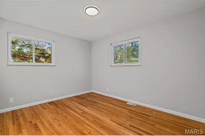 2270 Patterson Road, Florissant, MO 63031 - Photo 24