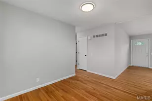 2270 Patterson Rd, Florissant, MO 63031 - Photo 14