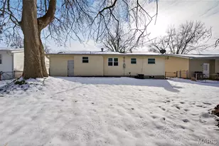 2745 Benne Dr, Florissant, MO 63031 - Photo 32