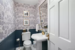 1913 Hickory St, Saint Louis, MO 63104 - Photo 12