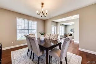 1533 Beckham Ridge Ct, Saint Louis, MO 63146 - Photo 4