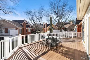 260 Carlyle Lake Dr, Creve Coeur, MO 63141 - Photo 46