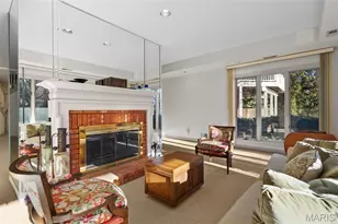 260 Carlyle Lake Dr, Creve Coeur, MO 63141 - Photo 32