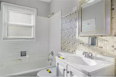 1428 San Salvador Drive, Saint Louis, MO 63138 - Photo 8