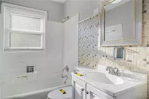 1428 San Salvador Dr, Saint Louis, MO 63138 - Photo 8