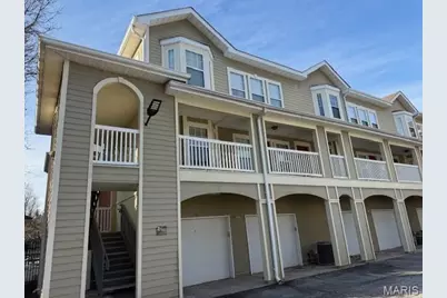 2716 McKnight Crossing Court, Saint Louis, MO 63124 - Photo 2