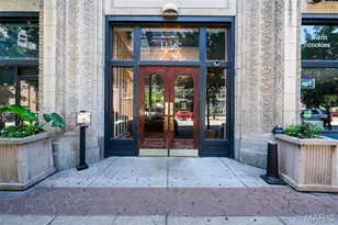 1136 Washington Ave, Saint Louis, MO 63101 - Photo 2