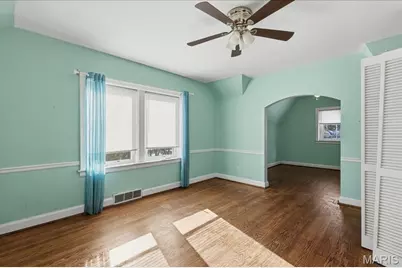 72 Bellerive Acres, Normandy, MO 63121 - Photo 38