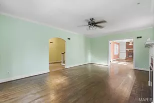 72 Bellerive Acres, Normandy, MO 63121 - Photo 8