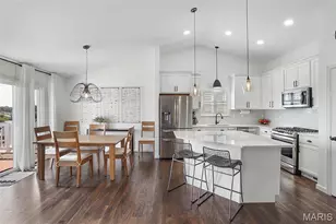 2316 Hank's Close, Washington, MO 63090 - Photo 2