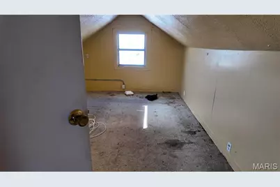 5811 Helen Avenue, Jennings, MO 63136 - Photo 16