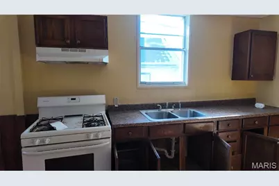 5811 Helen Avenue, Jennings, MO 63136 - Photo 12