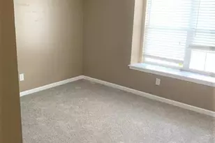 2506 Creve Coeur Mill Rd, Maryland Heights, MO 63043 - Photo 8