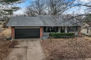 12670 Parktrails Ln, Black Jack, MO 63033 - Photo 2