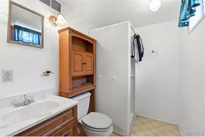10129 Ventura Drive, Saint Louis, MO 63136 - Photo 20