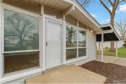 6 Mound Drive, Saint Peters, MO 63376 - Photo 4