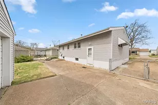 7816 Wilmar Pl, Saint Louis, MO 63123 - Photo 30