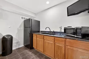 412 Scenic Dr, Saint Peters, MO 63376 - Photo 44