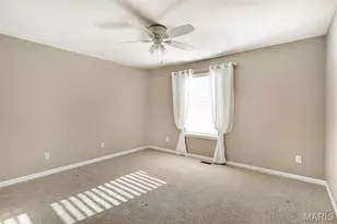 1704 Preston Centre Dr, Fenton, MO 63026 - Photo 14