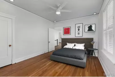 7118 Pershing Avenue, University City, MO 63130 - Photo 12