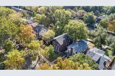 7118 Pershing Avenue, University City, MO 63130 - Photo 26