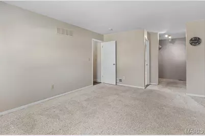 3714 Pinon Pine Court, Saint Louis, MO 63129 - Photo 32