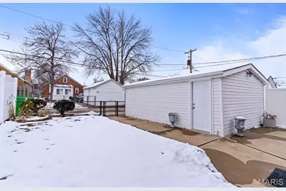 6541 Lindenwood Place, Saint Louis, MO 63109 - Photo 30