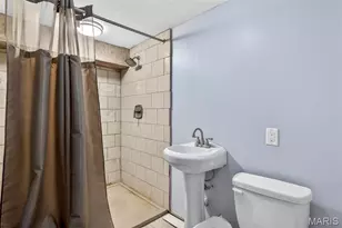 10 Glen Oaks Dr, Fenton, MO 63026 - Photo 26