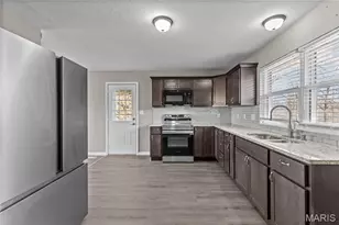 130 E Oak St, Saint Clair, MO 63077 - Photo 6