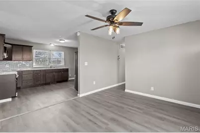130 E Oak Street, Saint Clair, MO 63077 - Photo 10