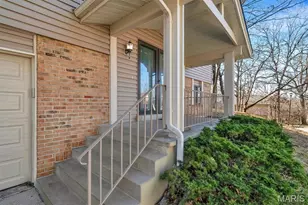 203 Walden Dr, Eureka, MO 63025 - Photo 2