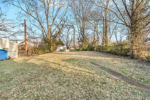 2420 E Milton Ave, Overland, MO 63114 - Photo 28