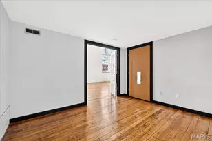 4242 Laclede Ave, Saint Louis, MO 63108 - Photo 18