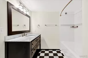 4242 Laclede Ave, Saint Louis, MO 63108 - Photo 16