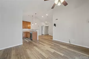 1302 Spring Creek Ln, O'Fallon, MO 63368 - Photo 10