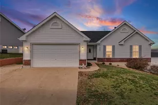 1829 Belmont Ct, Festus, MO 63028 - Photo 1