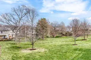 9035 W Swan Cir, Saint Louis, MO 63144 - Photo 14