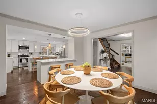 12122 Royal Valley Dr, Creve Coeur, MO 63141 - Photo 6