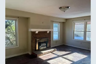 [Address not provided], Ballwin, MO 63021 - Photo 4