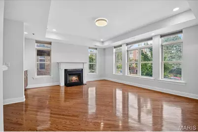 500 North and South Road #103, University City, MO 63130 - Photo 4